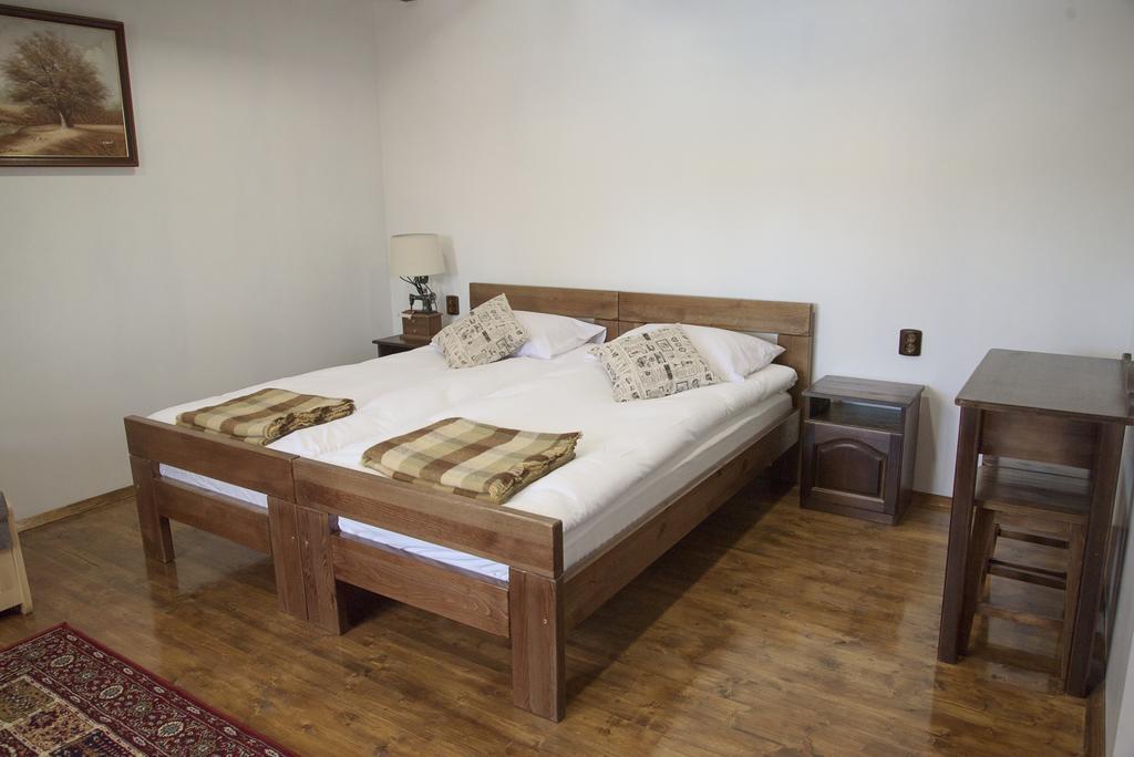 Guest House Zlateya Madara Eksteriør billede